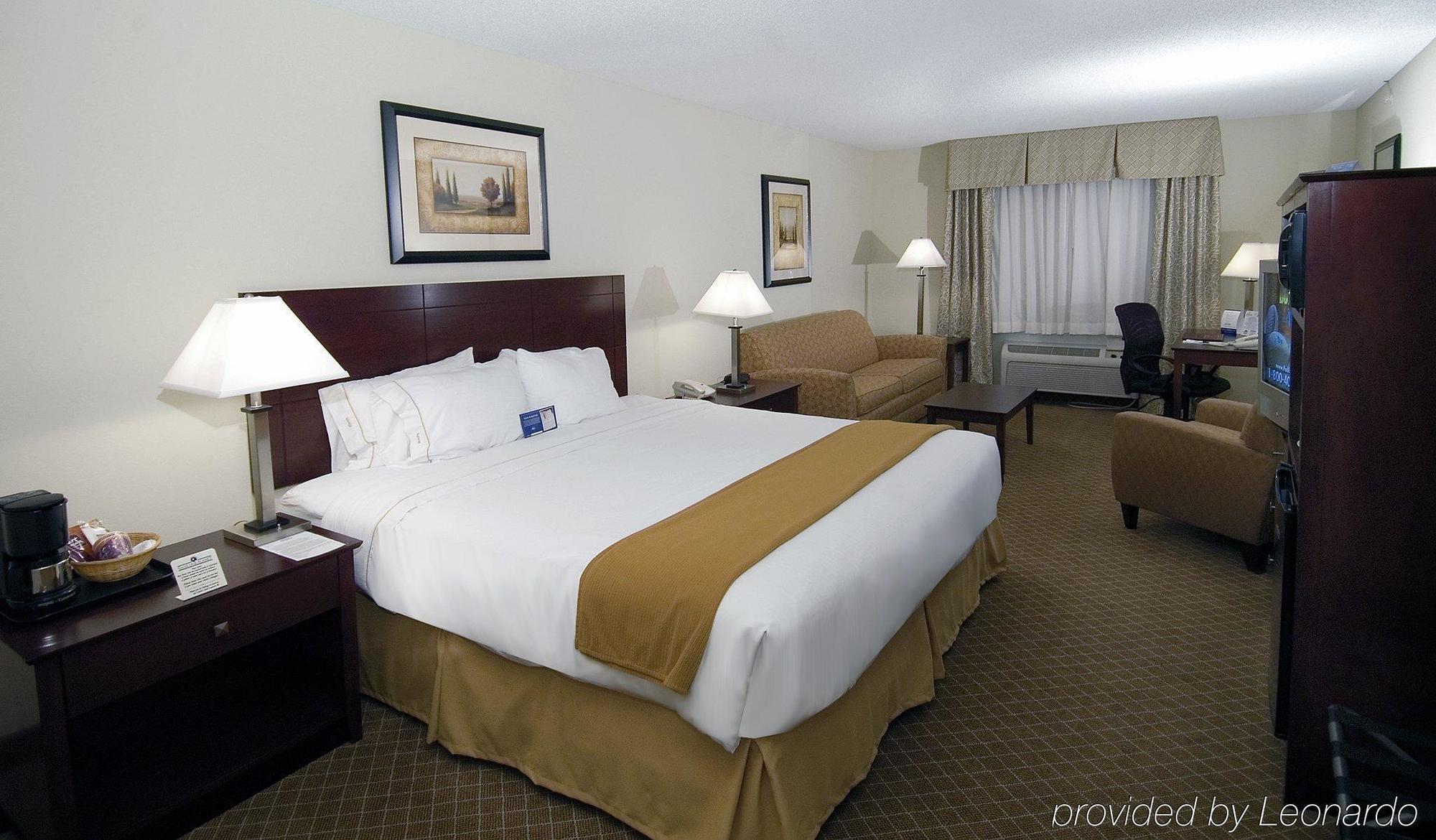 Holiday Inn Express Warrenton By Ihg Quarto foto