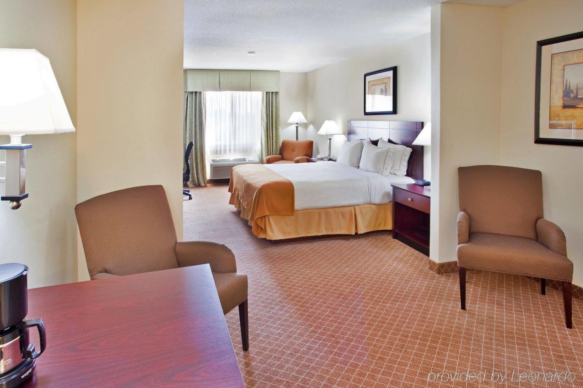 Holiday Inn Express Warrenton By Ihg Quarto foto
